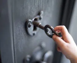 City Locksmith Store Essington, PA 610-235-0676 City Locksmith Store Essington, PA 610-235-0676 - 14-Unlock-Door
